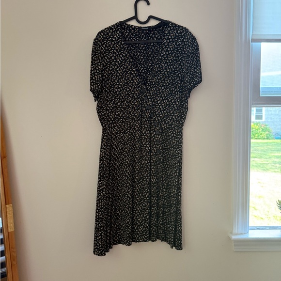 Madewell Button Wrap Floral Dress - Picture 3 of 6